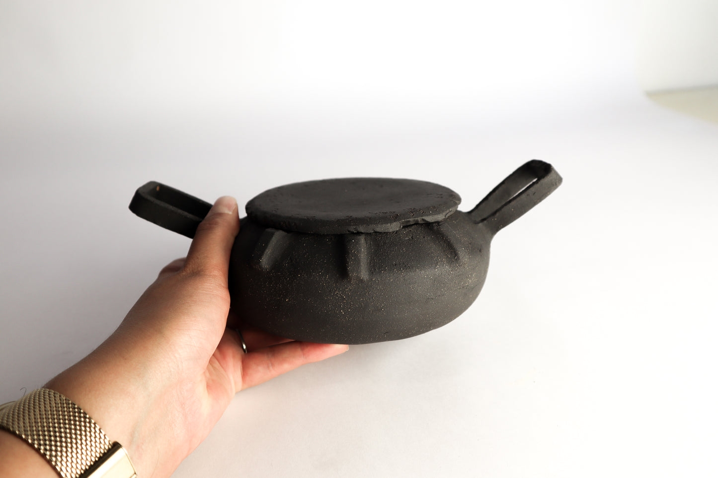 Cutie Lidded Pot