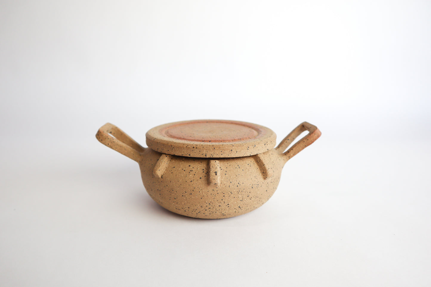 Cutie Lidded Pot