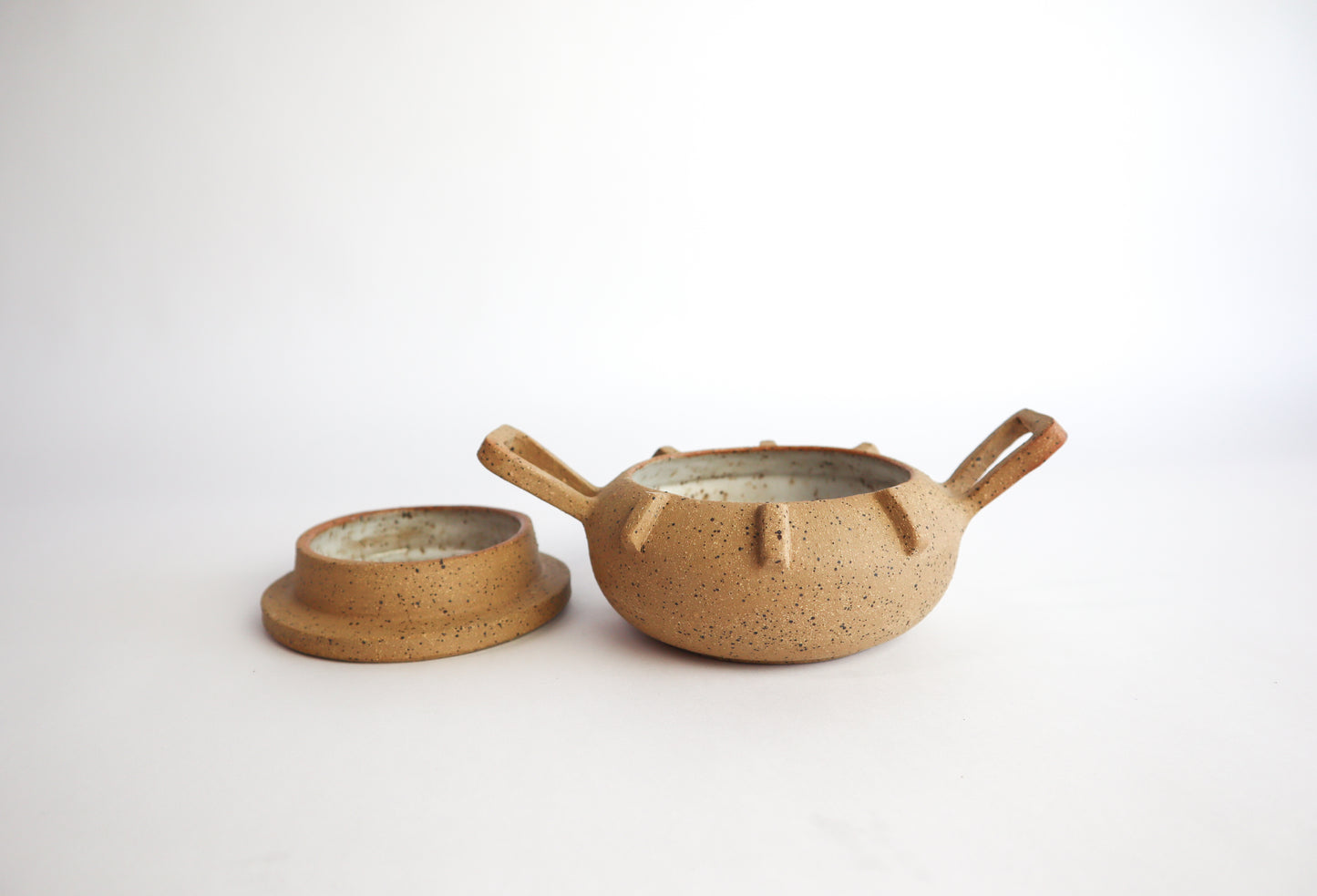 Cutie Lidded Pot