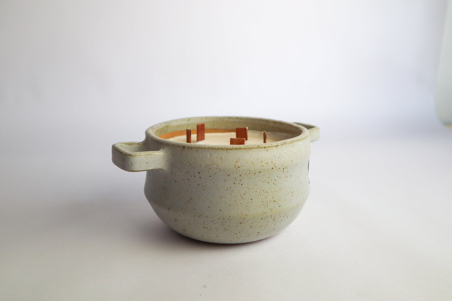 XL Handle Pot with Candle