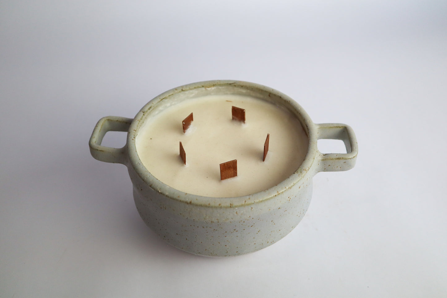 XL Handle Pot with Candle