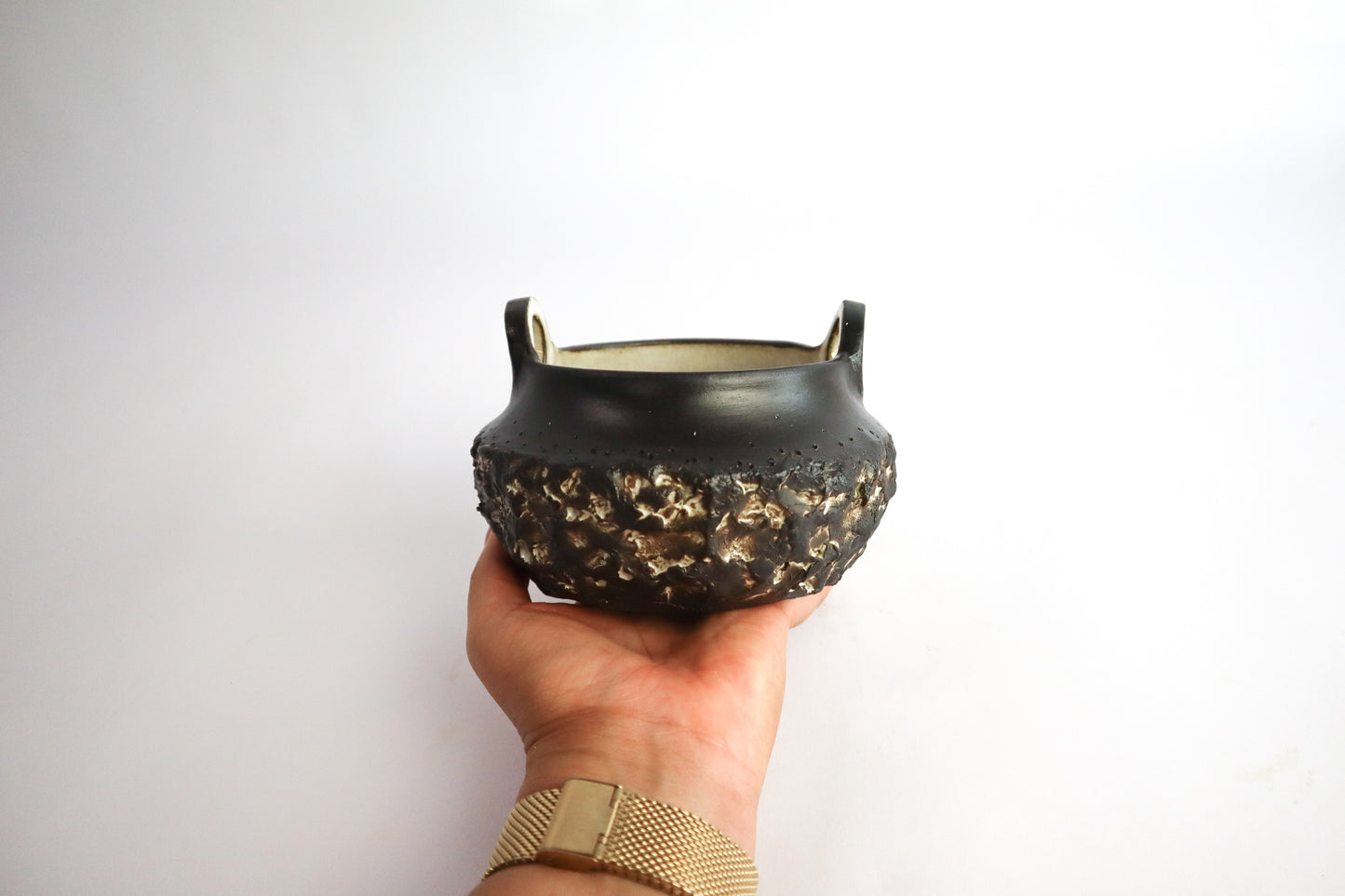 Textured Loop Pot +